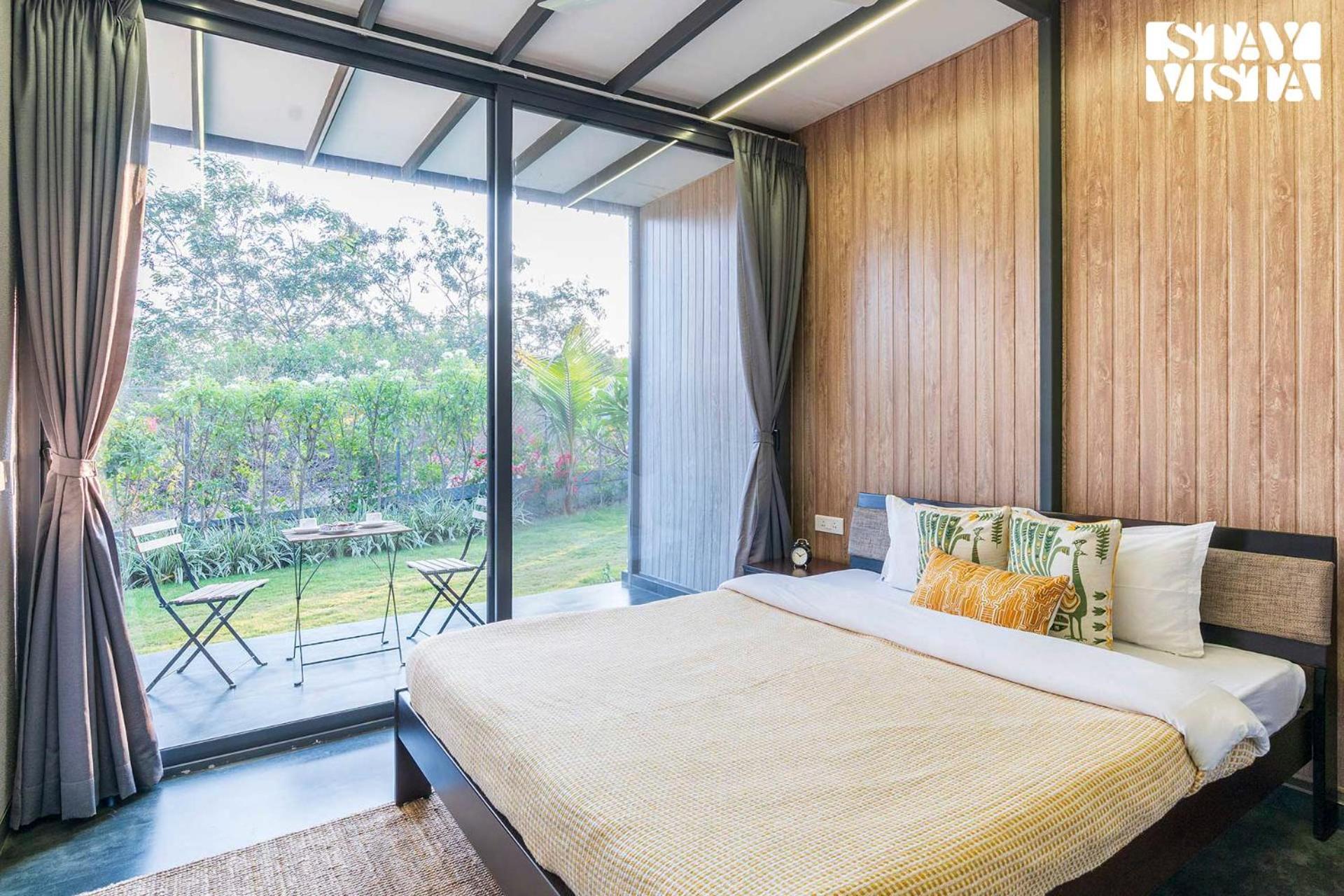 Stayvista'S Celeste Villa - Hill-View Retreat With Infinity Pool Nashik Ngoại thất bức ảnh