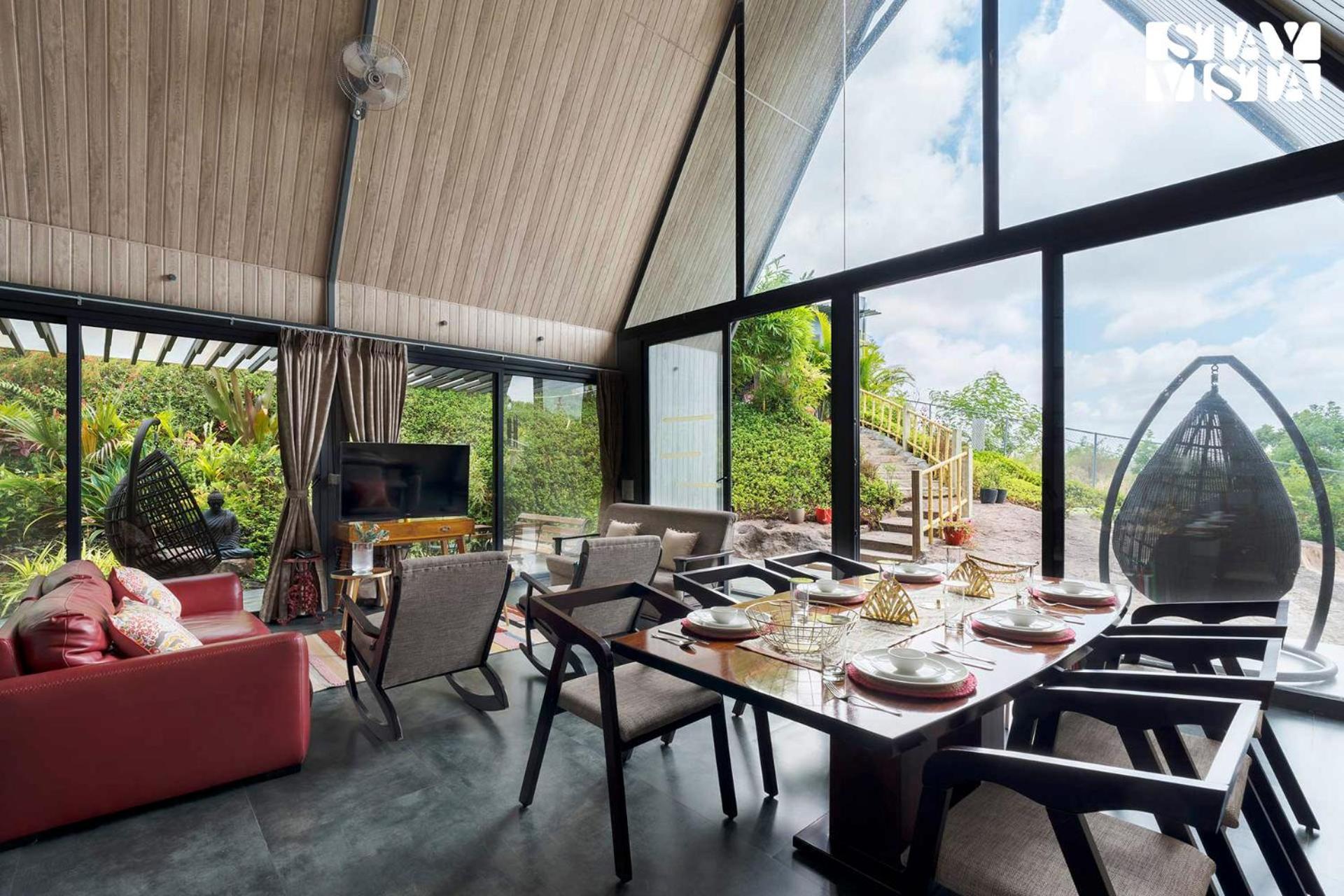 Stayvista'S Celeste Villa - Hill-View Retreat With Infinity Pool Nashik Ngoại thất bức ảnh