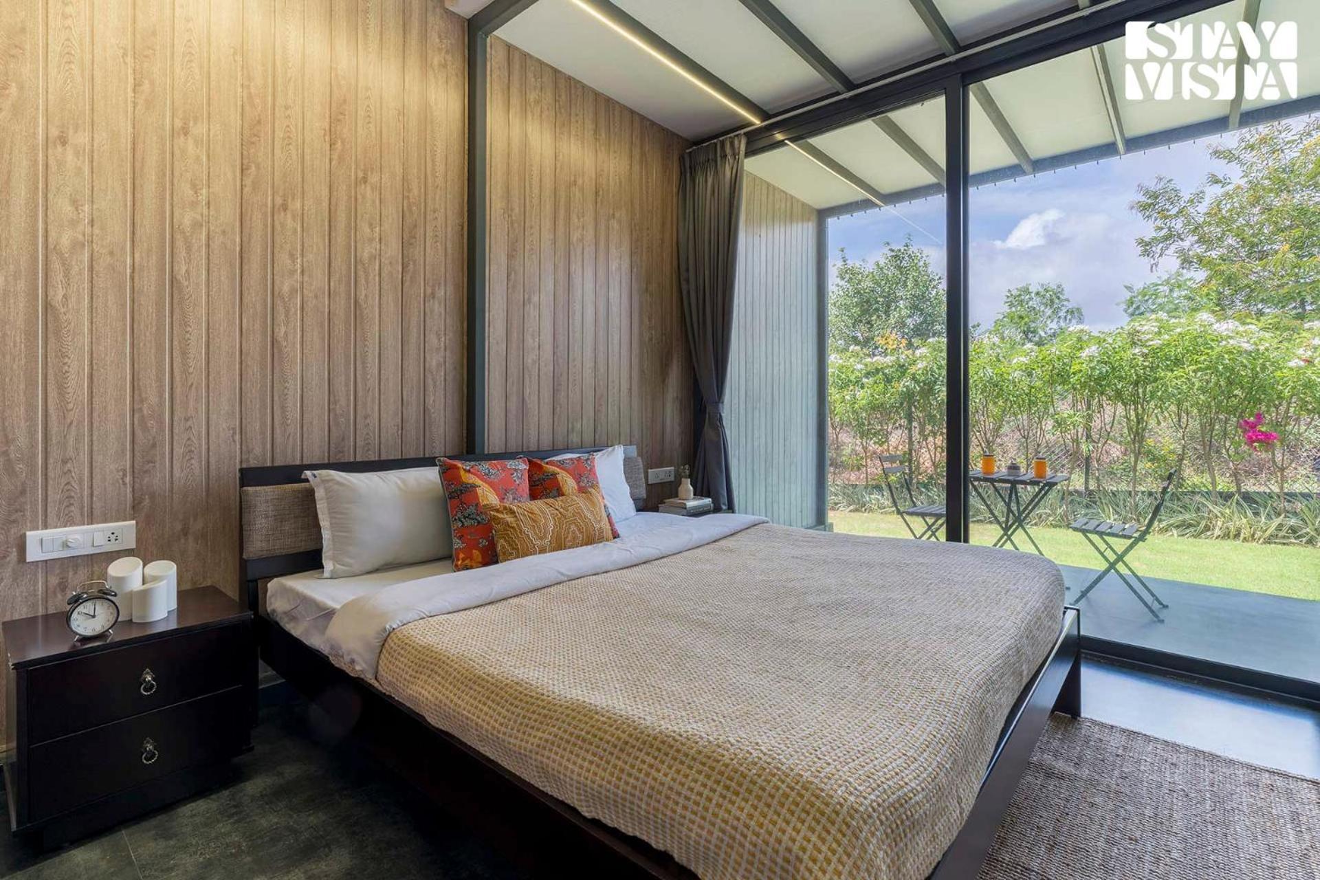 Stayvista'S Celeste Villa - Hill-View Retreat With Infinity Pool Nashik Ngoại thất bức ảnh