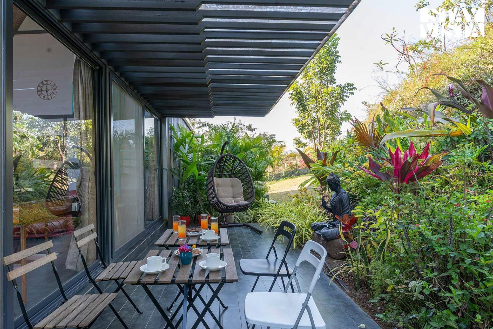 Stayvista'S Celeste Villa - Hill-View Retreat With Infinity Pool Nashik Ngoại thất bức ảnh